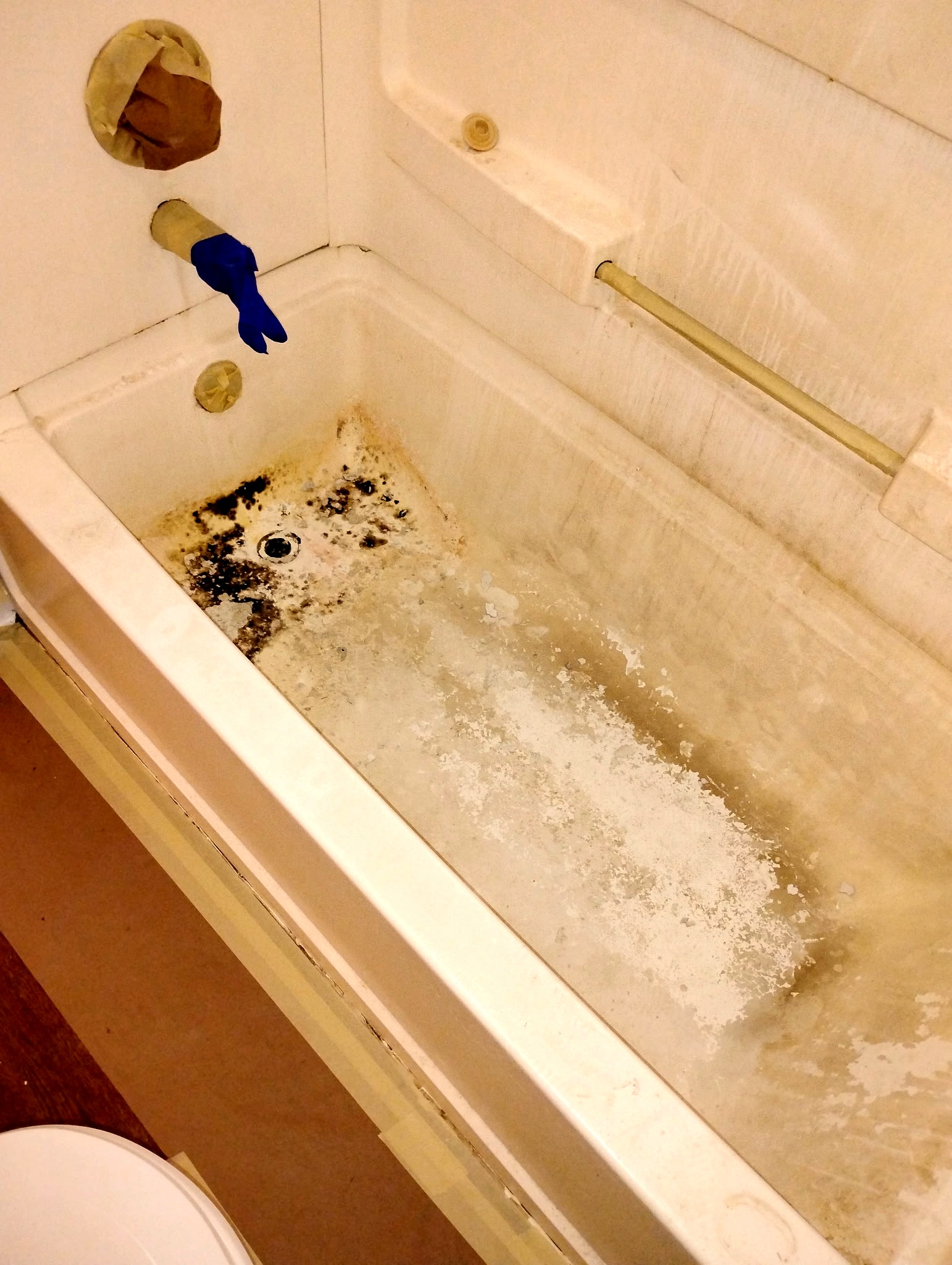 Tub 3 before